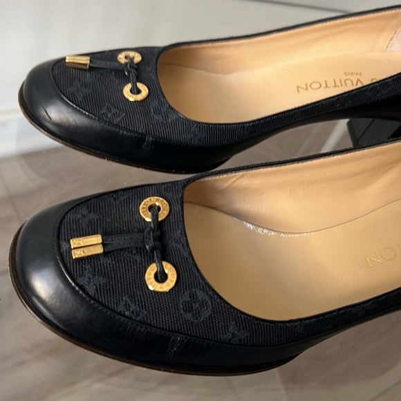 Louis Vuitton Paris Signature monogram canvas leather tassel loafer 36 1/2 - Picture 5 of 16